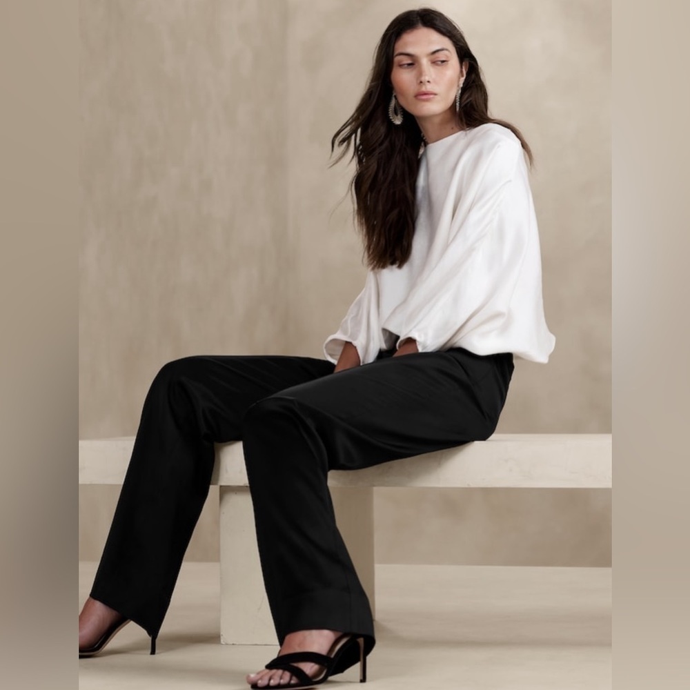 NEW! Banana Republic  Alix Italian Satin Wide-Leg Pant - Size 0 Petite 🗺️1️⃣ - Picture 3 of 5